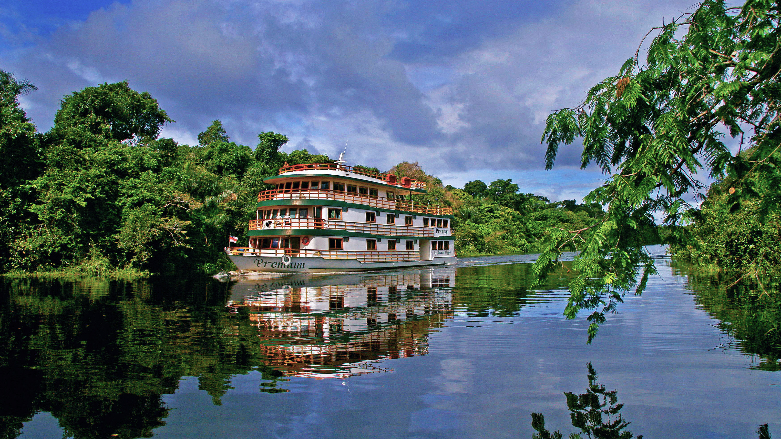 Best Manaus Tours
