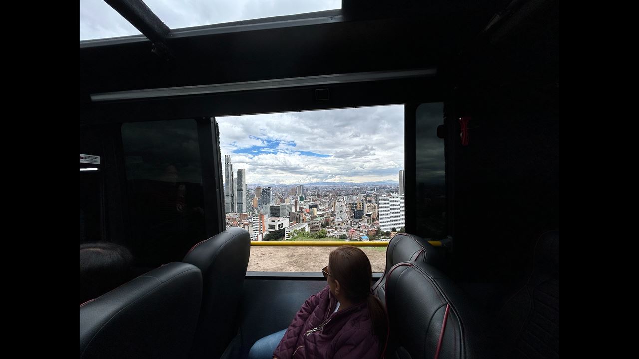 Bogotá At Your Pace: Hop On Hop Off Tourist Bus (2)