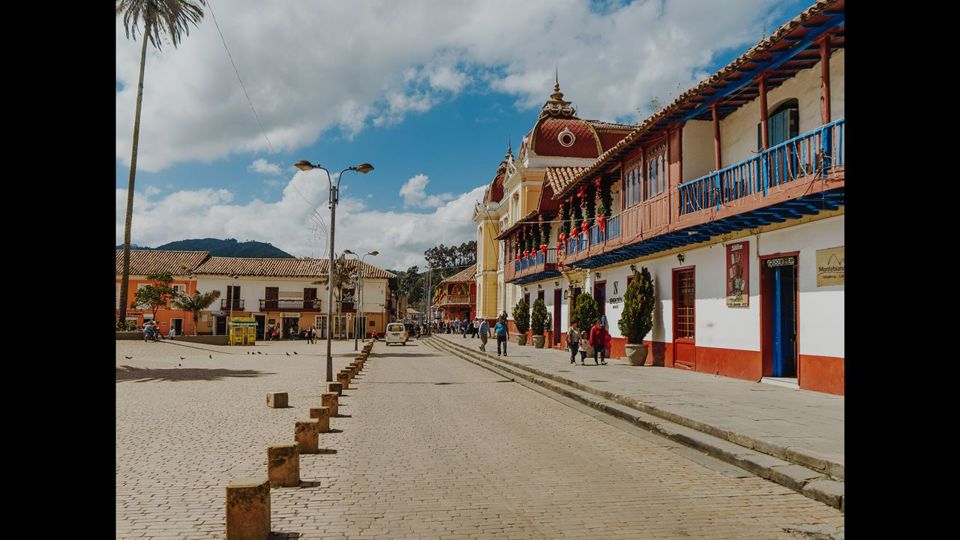 Catedral de Sal de Zipaquirá e Andrés Carne de Res foto 5