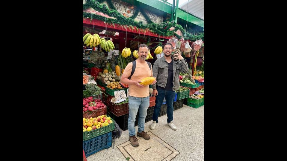 Sabores de Colombia: Brunch Tour en Paloquemao foto 7