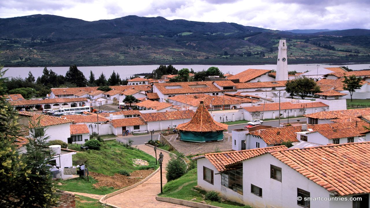 Catedral De Sal De Zipaquirá Y Laguna De Guatavita, Tour Privado Desde Bogotá foto 2