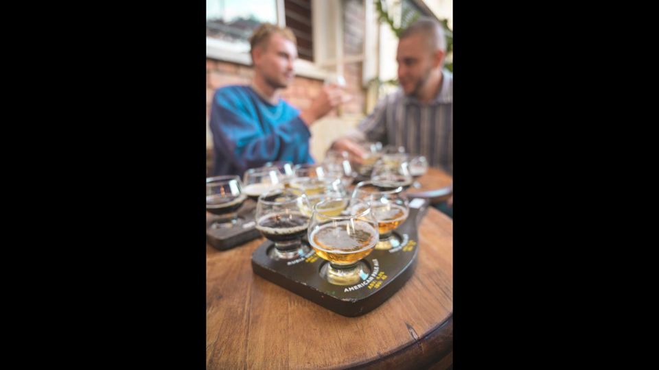 Cervejarias Artesanais: Visita com Degustações foto 3